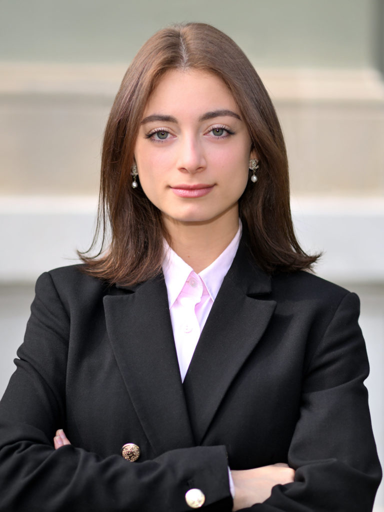 Ninouchka HERSCU